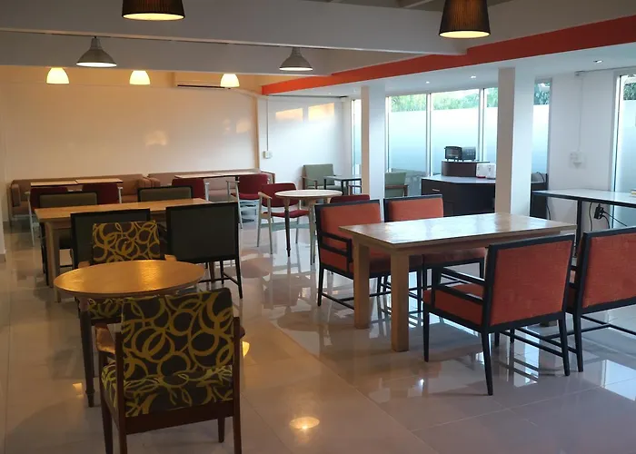 L42素万那普机场旅馆 酒店 曼谷
